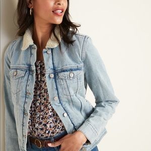 BNWT Old Navy Sherpa Jean Jacket!!
